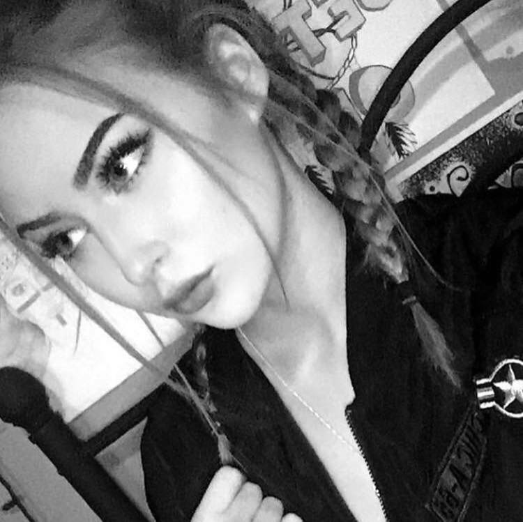 Sammi Lynn Messina #XJPyrQEB