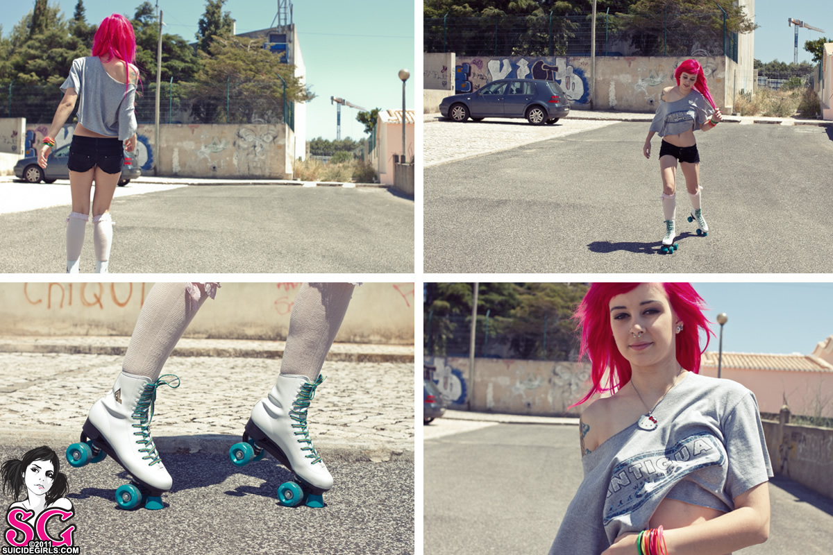Suicide Girls - Plum - Whip It #0HSn3AwQ