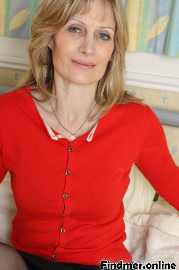 Ila Jane – the sort of GILF you'd meet in a supermarket 3 #8hGAYejV