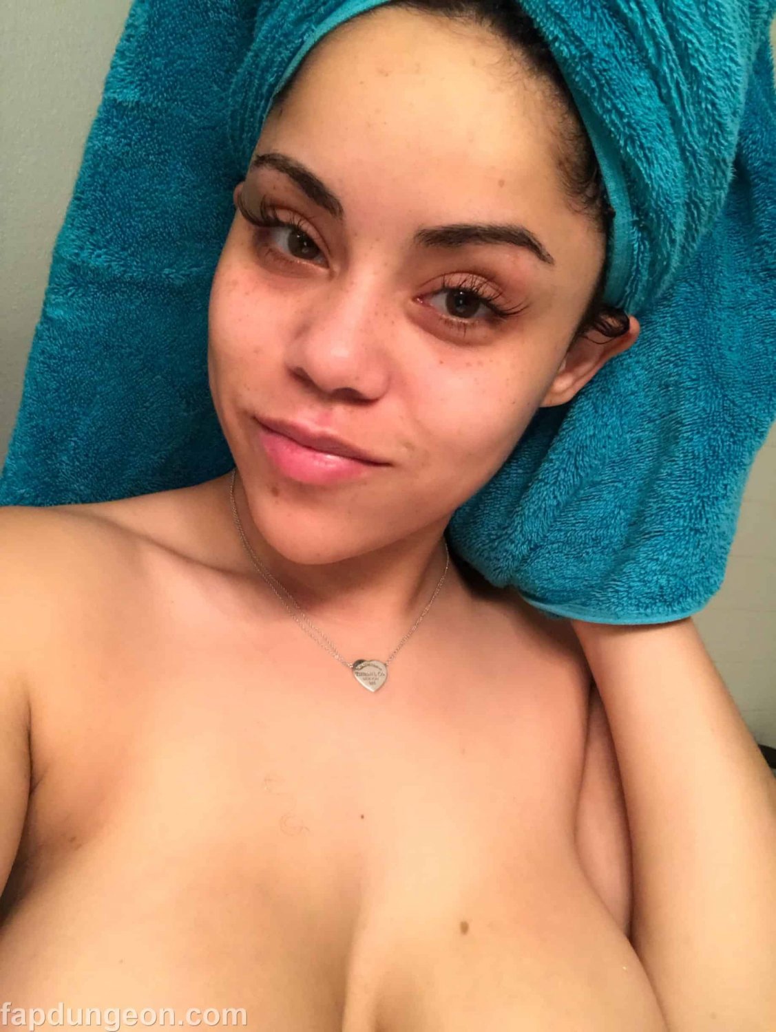 Msdesirae (Desirae Nicole) – Busty Ebony Onlyfans Nudes #pLBeeBsy